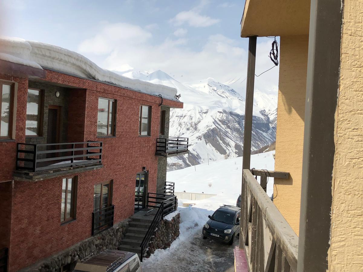 Ski Lift Apartment グダウリ エクステリア 写真